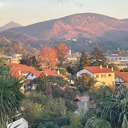 Hostel Demain C'Est Loin Hendaye Ngoại thất bức ảnh