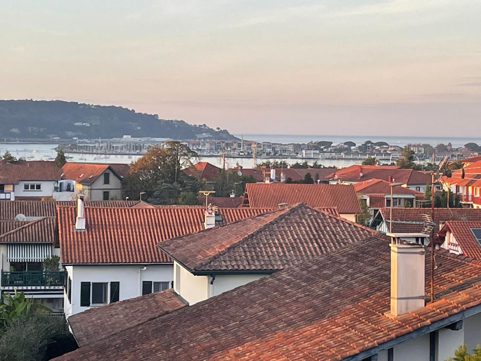 Hostel Demain C'Est Loin Hendaye Ngoại thất bức ảnh